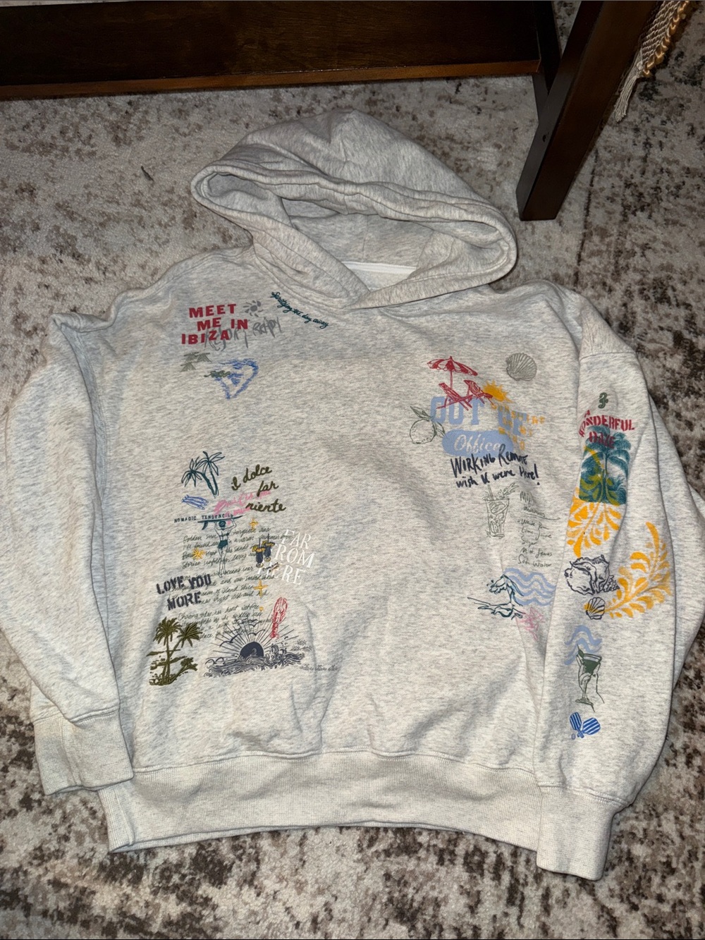 Abercrombie & Fitch Light Gray Graphic Hoodie with Multicolor Prints